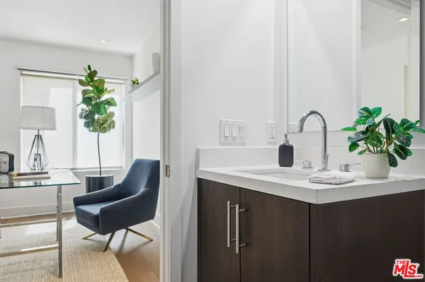 $1,595,000 | 1400 North Fuller Avenue, Unit 9, Los Angeles, CA 90046