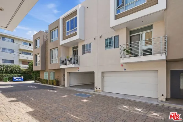 $1,595,000 | 1400 North Fuller Avenue, Unit 9, Los Angeles, CA 90046