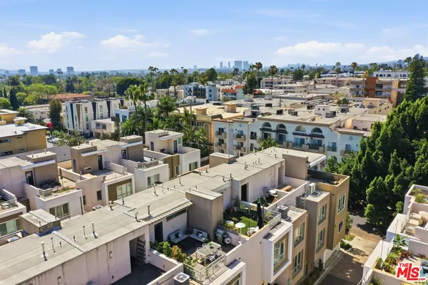 $1,595,000 | 1400 North Fuller Avenue, Unit 9, Los Angeles, CA 90046