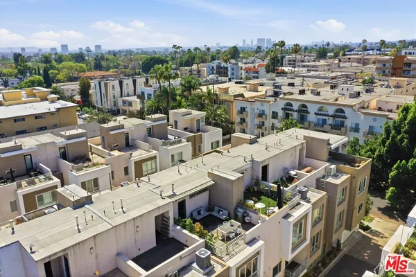 $1,595,000 | 1400 North Fuller Avenue, Unit 9, Los Angeles, CA 90046