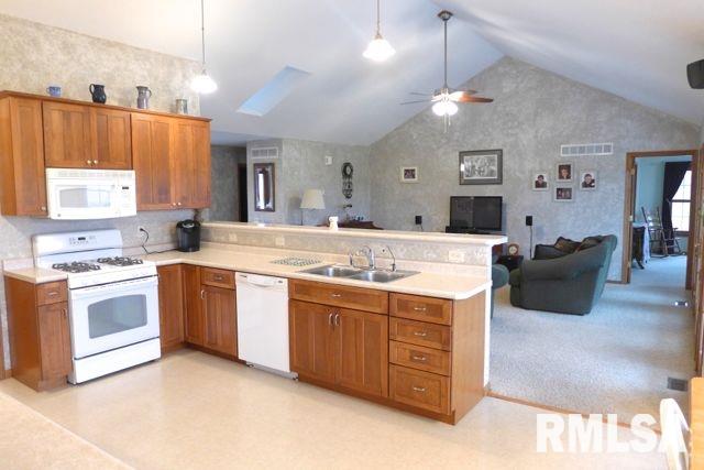 16202 North Beall Road Princeville, IL 61559 - Photo 6 of 31 Gallery Image 6
