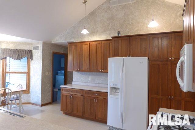 16202 North Beall Road Princeville, IL 61559 - Photo 7 of 31 Gallery Image 7