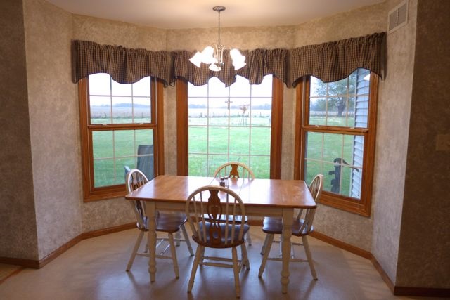 16202 North Beall Road Princeville, IL 61559 - Photo 8 of 31 Gallery Image 8