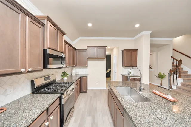 $499,999 | 28618 Monarch Cliffs Drive, Fulshear, TX 77441