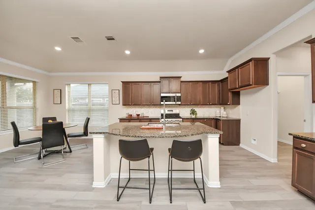 $499,999 | 28618 Monarch Cliffs Drive, Fulshear, TX 77441