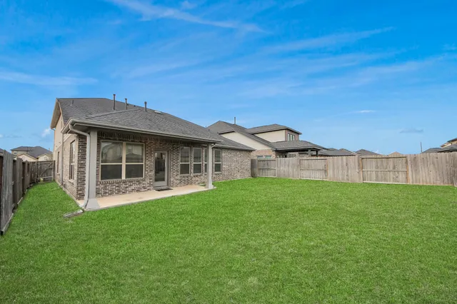 $499,999 | 28618 Monarch Cliffs Drive, Fulshear, TX 77441