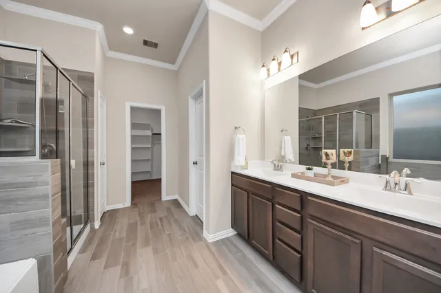 $499,999 | 28618 Monarch Cliffs Drive, Fulshear, TX 77441