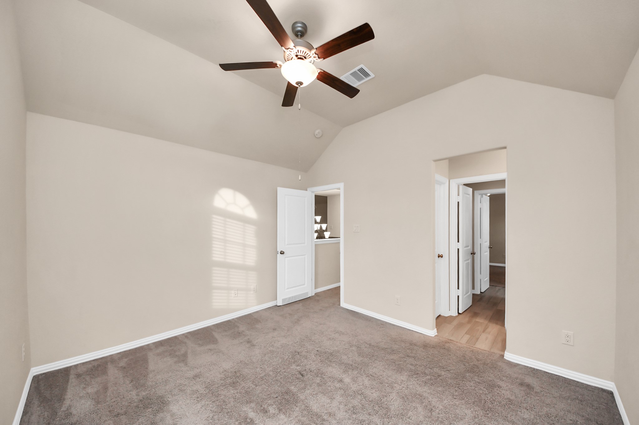 28618 Monarch Cliffs Drive Fulshear, TX 77441 - Photo 31 of 46