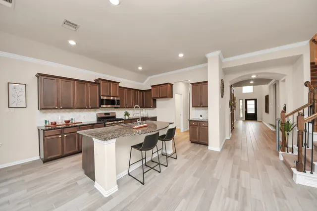 $499,999 | 28618 Monarch Cliffs Drive, Fulshear, TX 77441