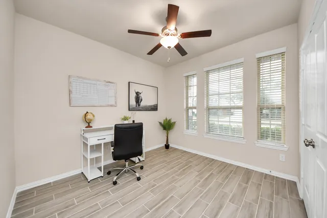 $499,999 | 28618 Monarch Cliffs Drive, Fulshear, TX 77441