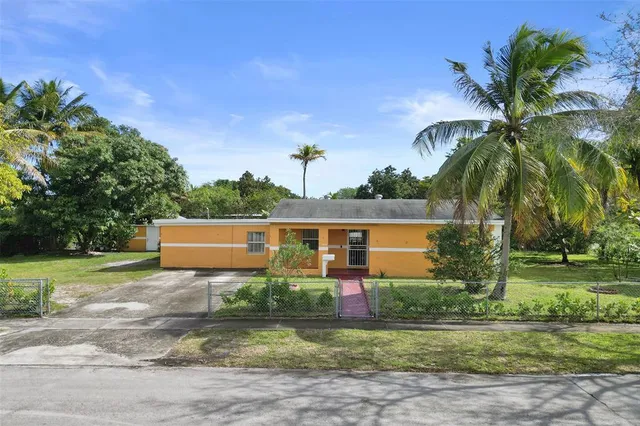 $500,000 | 14115 Northeast 11th Avenue, North Miami, FL 33161