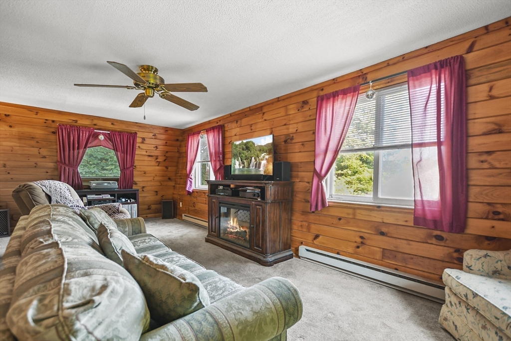 16 Knoll Road South Hamilton, MA 01982 - Photo 5 of 26 Gallery Image 5