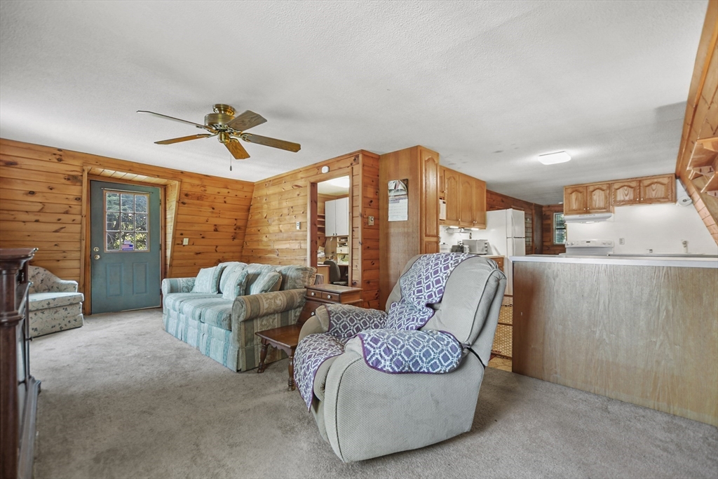 16 Knoll Road South Hamilton, MA 01982 - Photo 6 of 26 Gallery Image 6