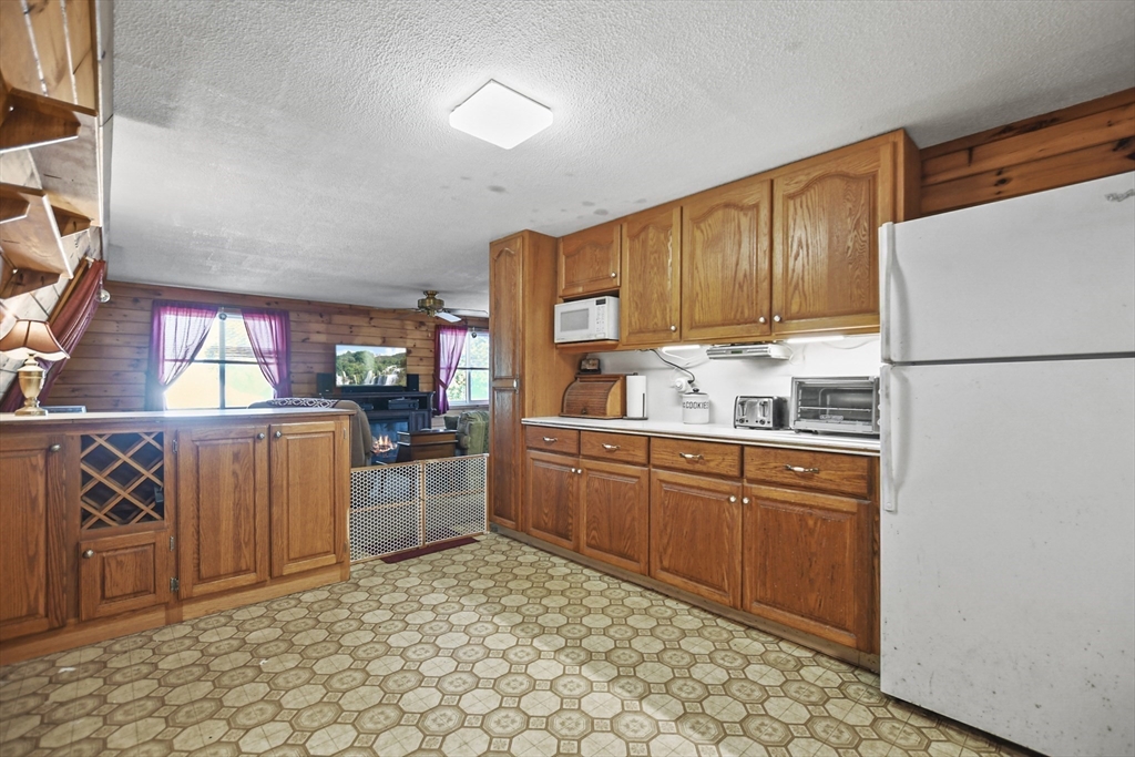 16 Knoll Road South Hamilton, MA 01982 - Photo 9 of 26 Gallery Image 9