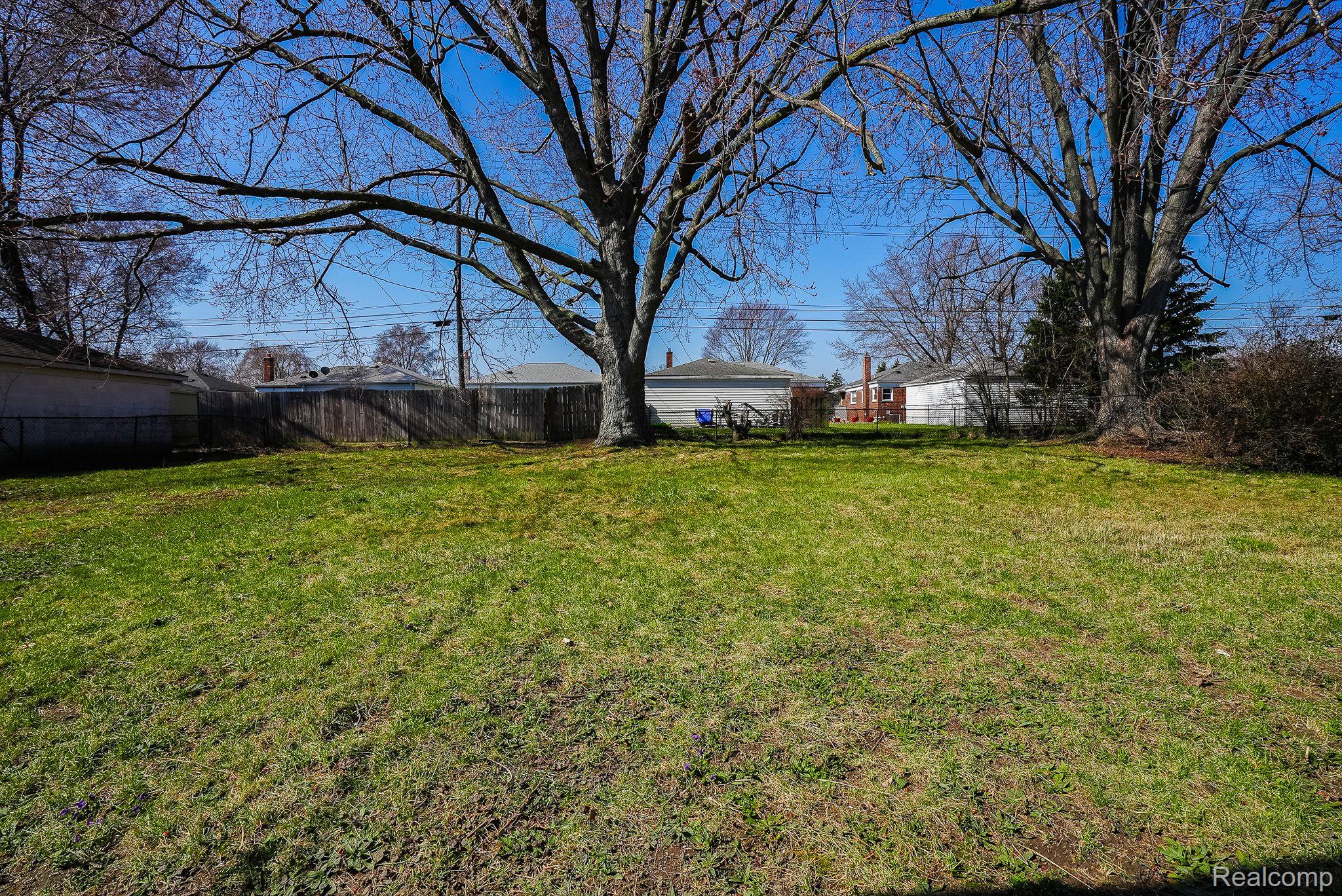 23781 Roxana Avenue Eastpointe, MI 48021 - Photo 58 of 61 Gallery Image 58