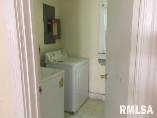 915 North 7th Street Springfield, IL 62702 - Photo 10 of 13