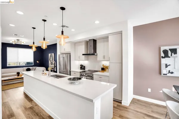 $589,000 | 2229 Myrtle Street, Oakland, CA 94607