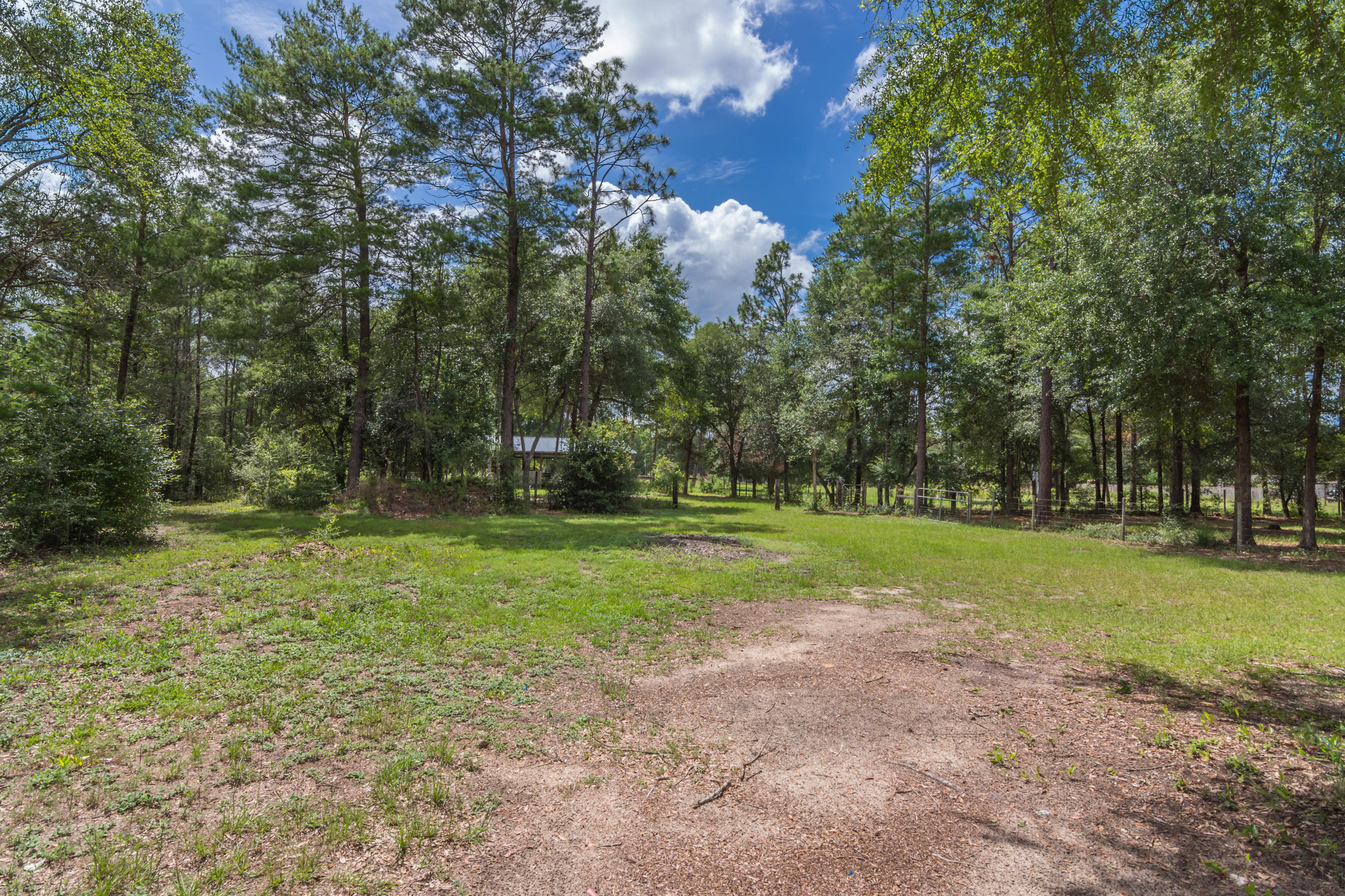 5564 Kervin Road Crestview, FL 32539 - Photo 33 of 45 Gallery Image 33