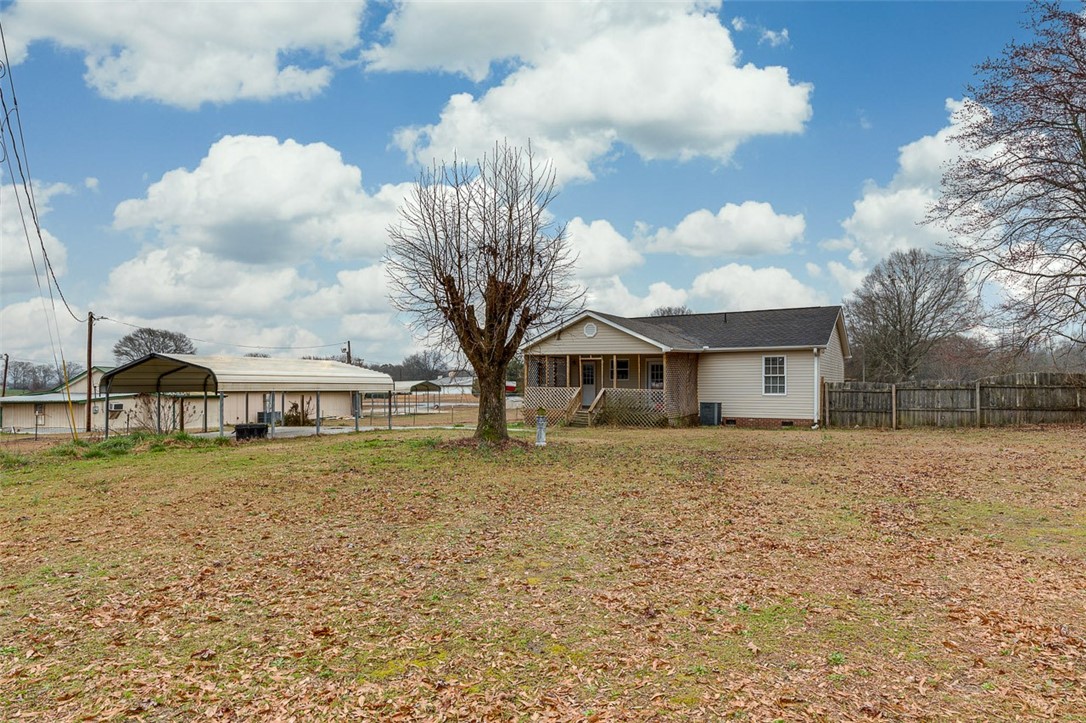 102 Oak Hill Road Belton, SC 29627 - Photo 29 of 32