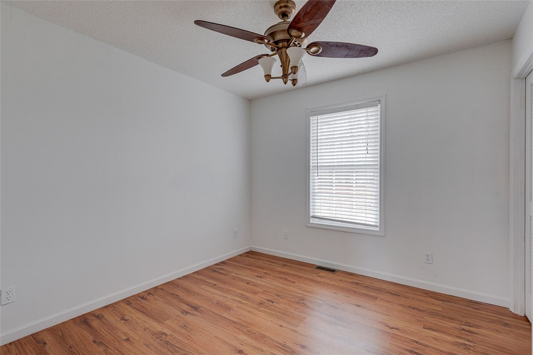102 Oak Hill Road Belton, SC 29627 - Photo 10 of 32