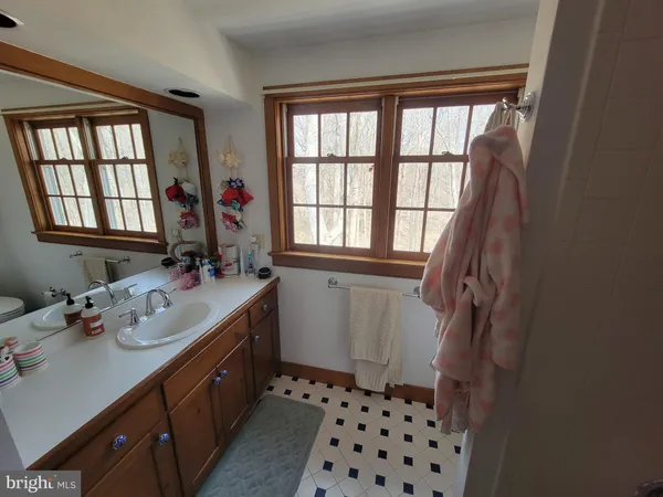 $4,200 | 14 Barberry Lane, Wilmington, DE 19807