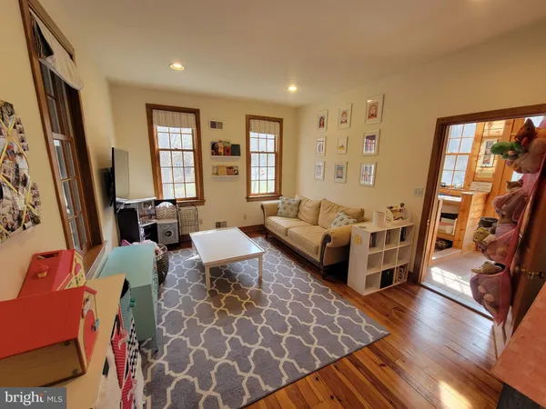 $4,200 | 14 Barberry Lane, Wilmington, DE 19807
