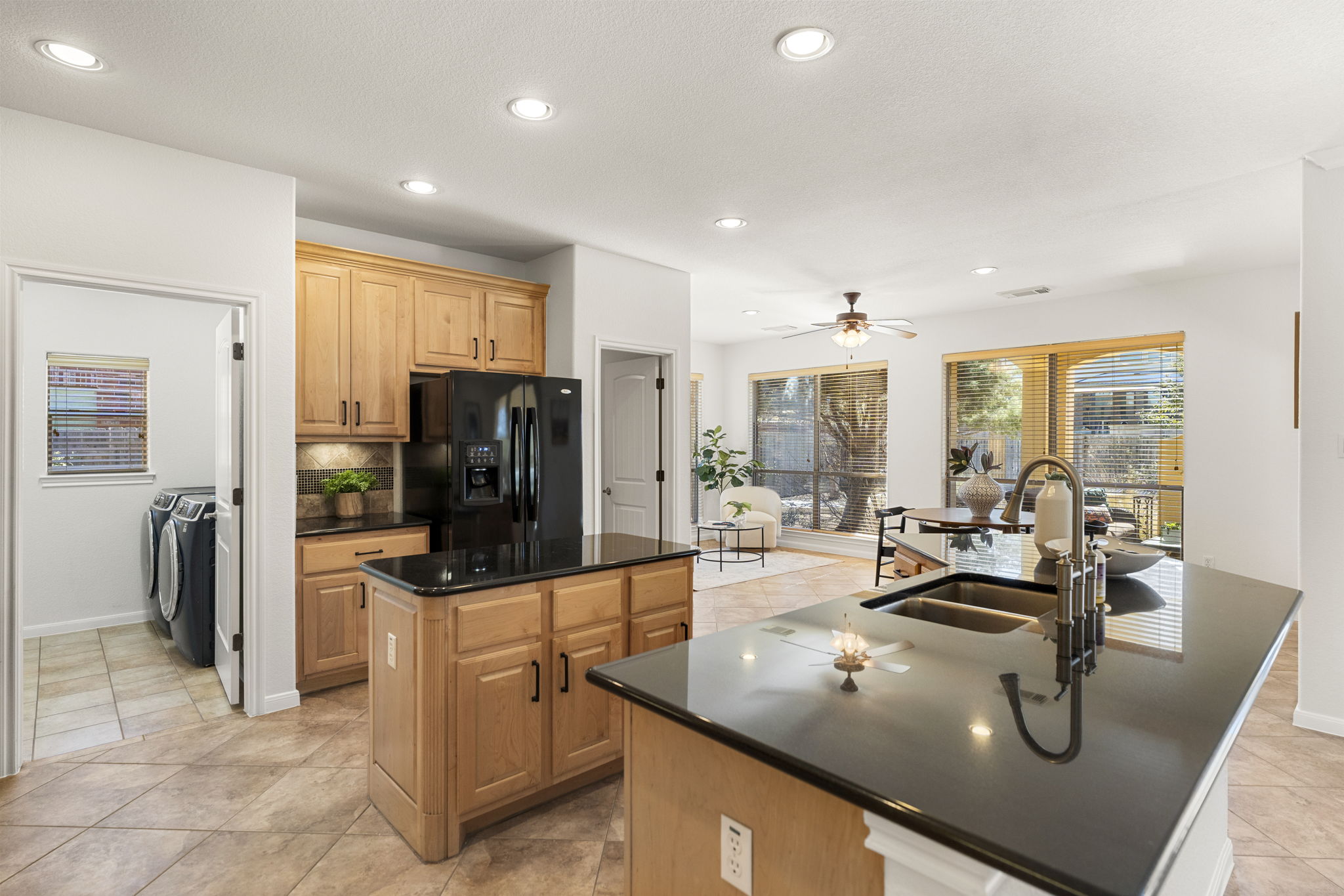 7809 Tusman Drive Austin, TX 78735 - Photo 17 of 38 Kitchen with granite counters