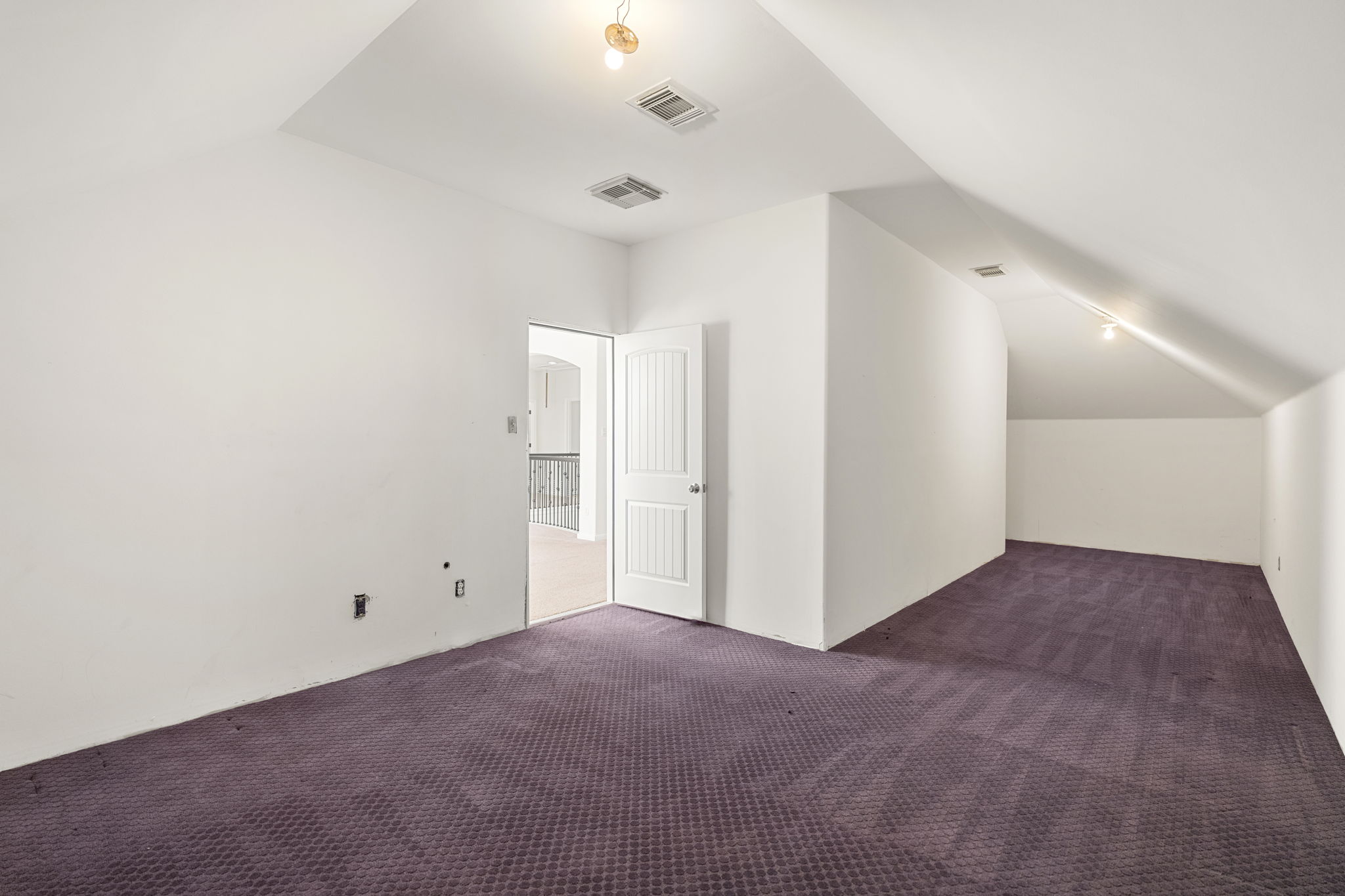 7809 Tusman Drive Austin, TX 78735 - Photo 25 of 38 a view of an empty room