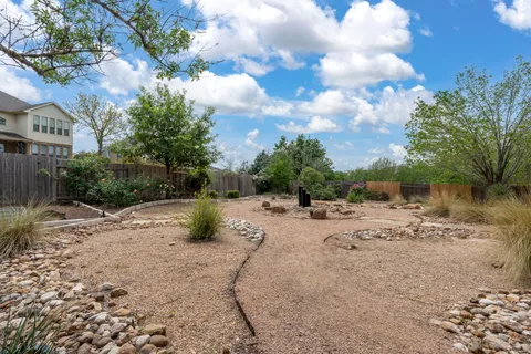 $899,999 | 7809 Tusman Drive, Austin, TX 78735