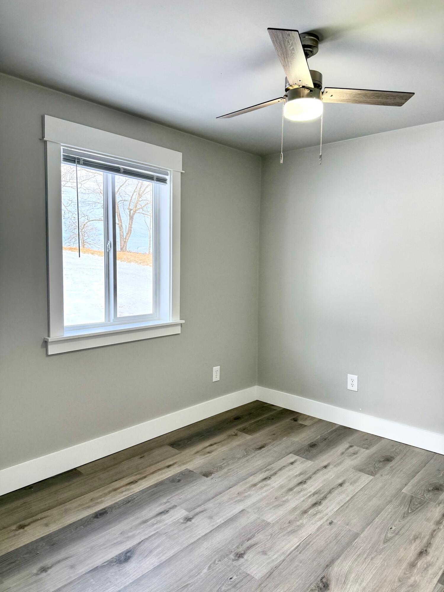 492 Short Ridge Road Beattyville, KY 41311 - Photo 16 of 50 SECOND BEDROOM