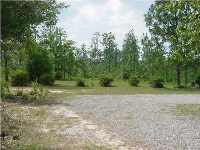 4069 Wolmac Crestview, FL 32539 - Photo 10 of 10 Gallery Image 10