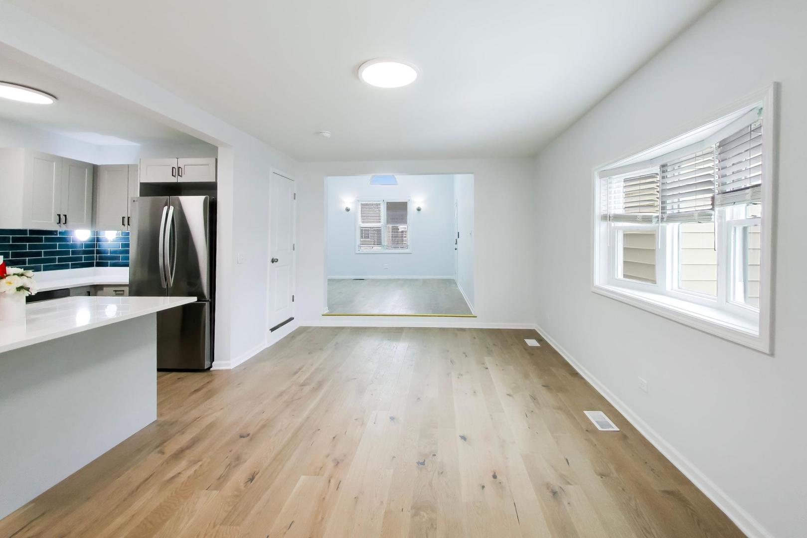 3324 South May Street Chicago, IL 60608 - Photo 7 of 28