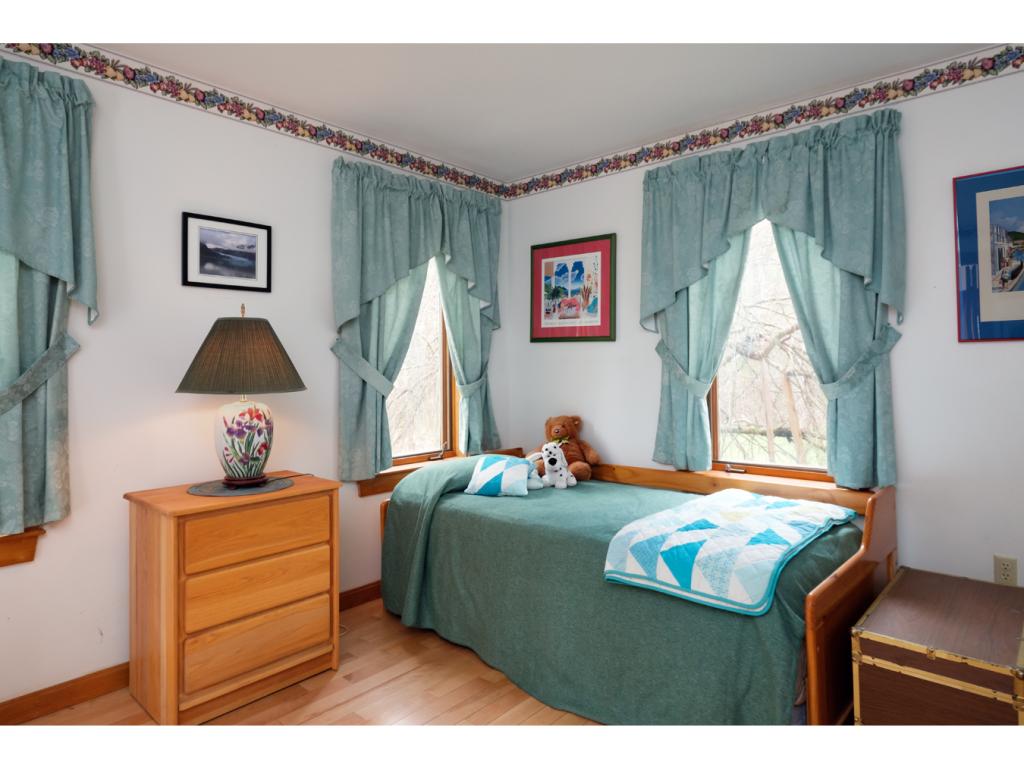 36 Oaklands Road Exeter, NH 03833 - Photo 14 of 36