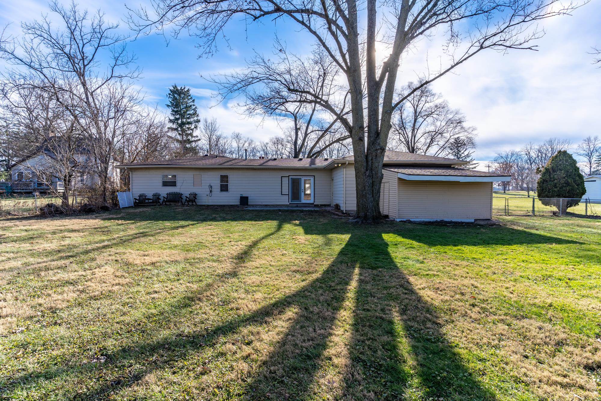 3720 Sand Point Road Fort Wayne, IN 46809 - Photo 4 of 19