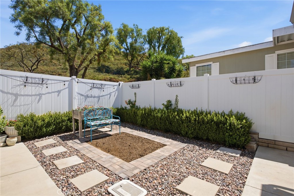 1051 Site, Unit 21 Brea, CA 92821 - Photo 23 of 25 Backyard