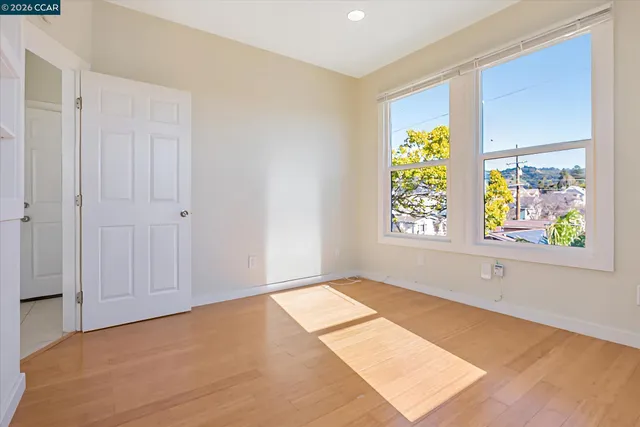 $2,395 | Berkeley Bowl, Berkeley, CA 94703