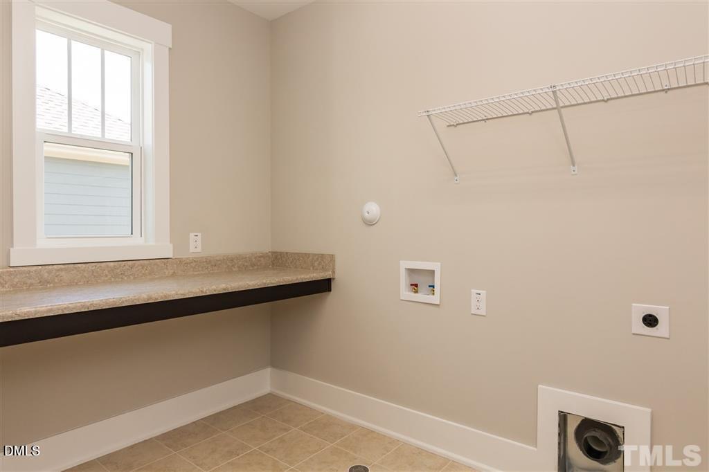 14 Tarwick Avenue Chapel Hill, NC 27516 - Photo 29 of 47 a view of a small space with window