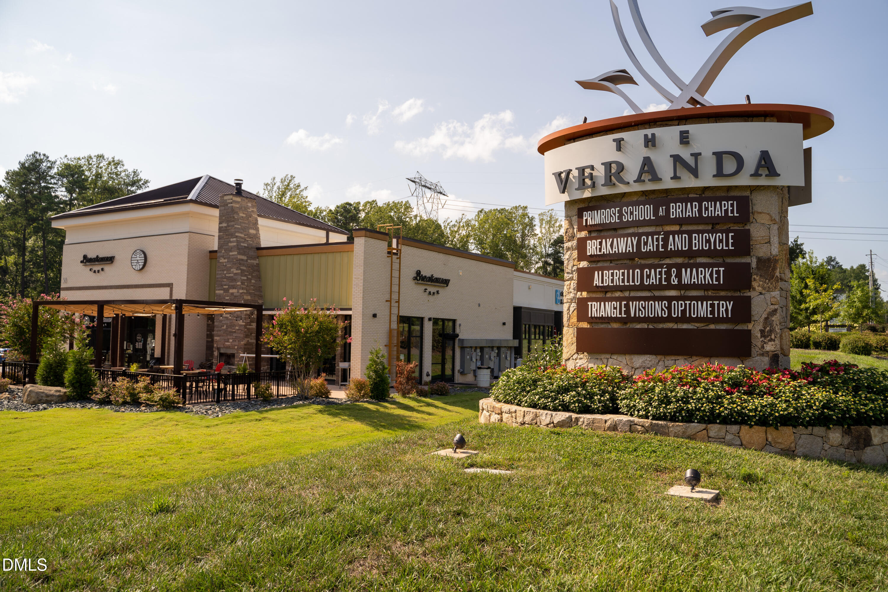 14 Tarwick Avenue Chapel Hill, NC 27516 - Photo 34 of 47 a view of a house with a yard