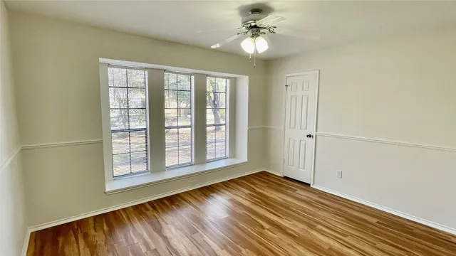 $2,400 | 6601 Shiner Street, Austin, TX 78729