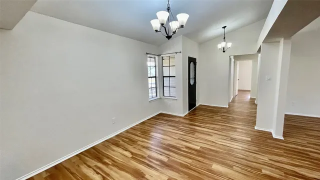 $2,400 | 6601 Shiner Street, Austin, TX 78729