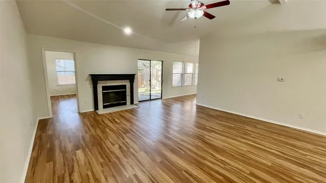 $2,400 | 6601 Shiner Street, Austin, TX 78729