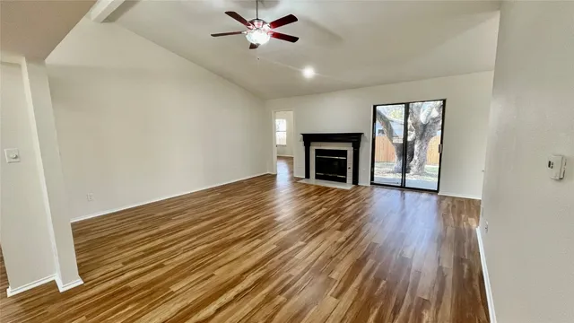 $2,400 | 6601 Shiner Street, Austin, TX 78729