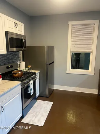 $2,350 | 922 4th Avenue, Unit 3B, Asbury Park, NJ 07712