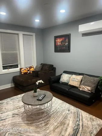 $2,350 | 922 4th Avenue, Unit 3B, Asbury Park, NJ 07712