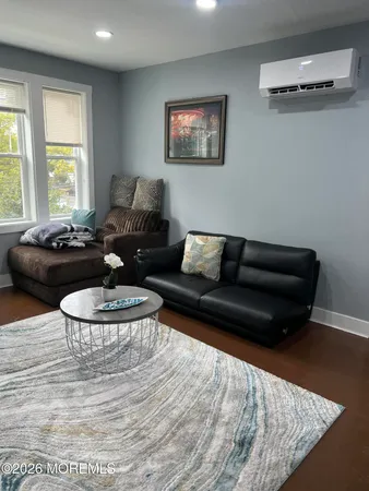 $2,350 | 922 4th Avenue, Unit 3B, Asbury Park, NJ 07712