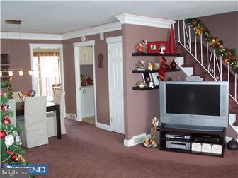 11718 Colman Road Philadelphia, PA 19154 - Photo 4 of 12 Gallery Image 4