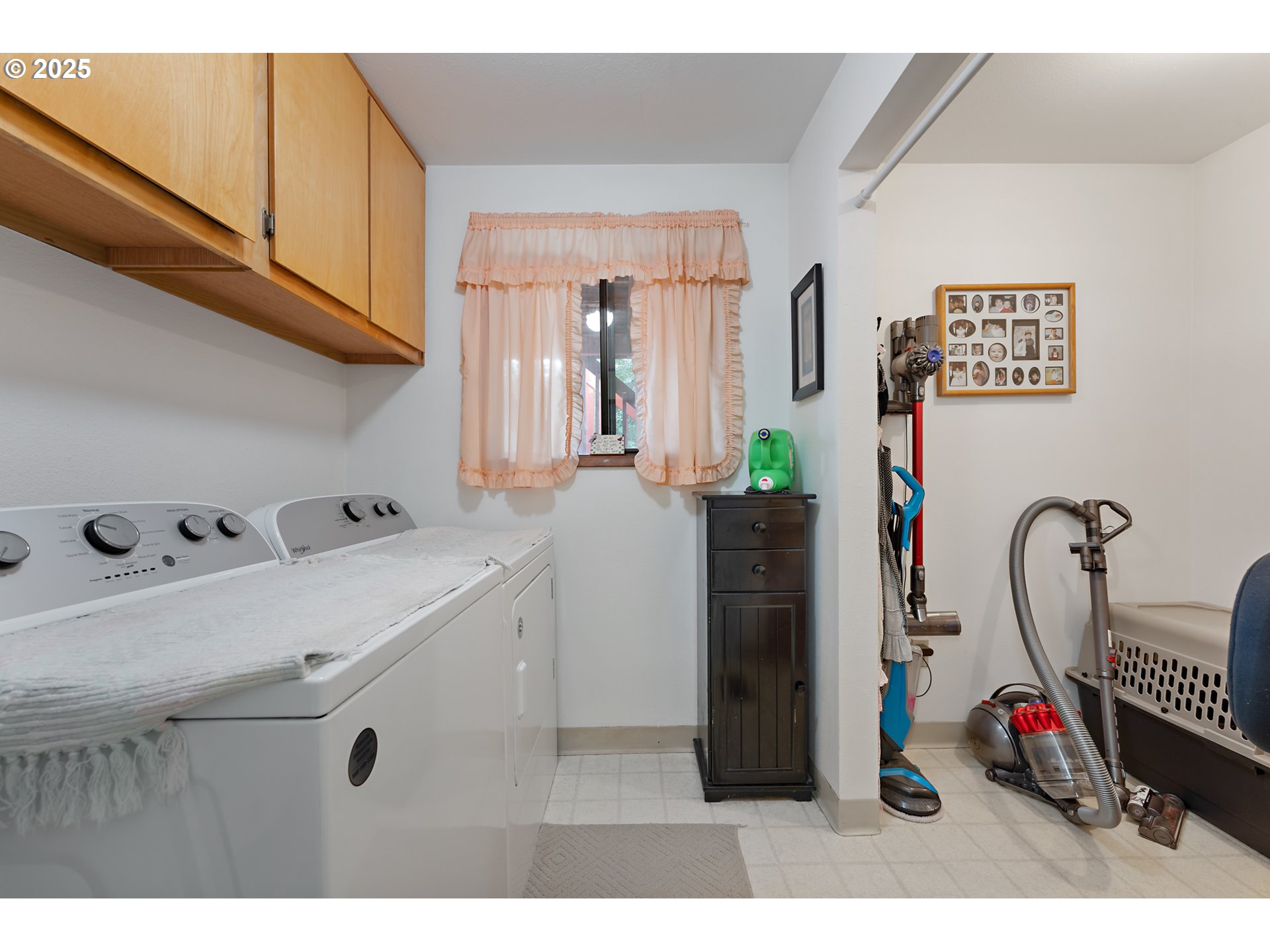 18100 Southwest Barcelona Way Beaverton, OR 97007 - Photo 28 of 41 a utility room with sink dryer and washer