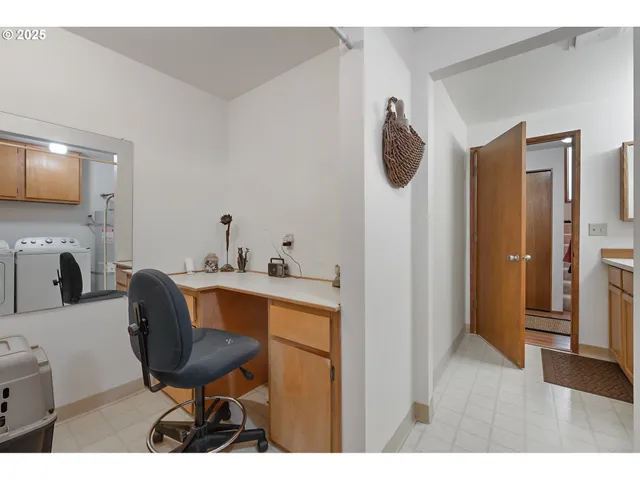 $575,000 | 18100 Southwest Barcelona Way, Beaverton, OR 97007