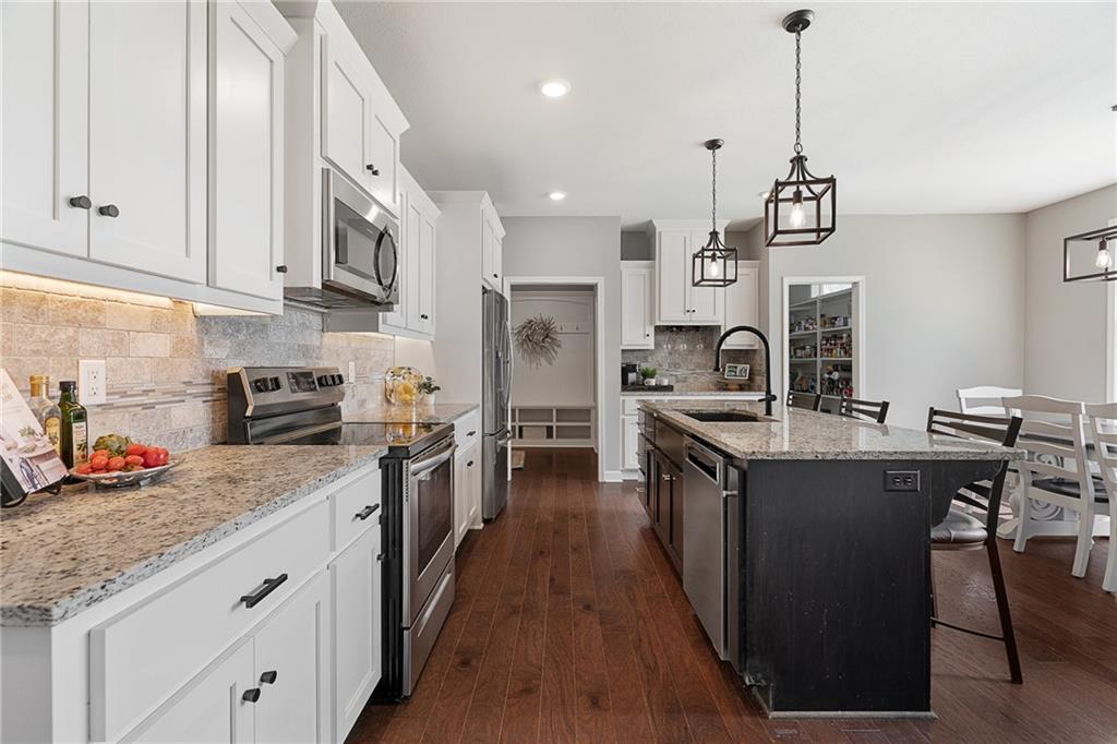 18531 West 194th Terrace Spring Hill, KS 66083 - Photo 16 of 55