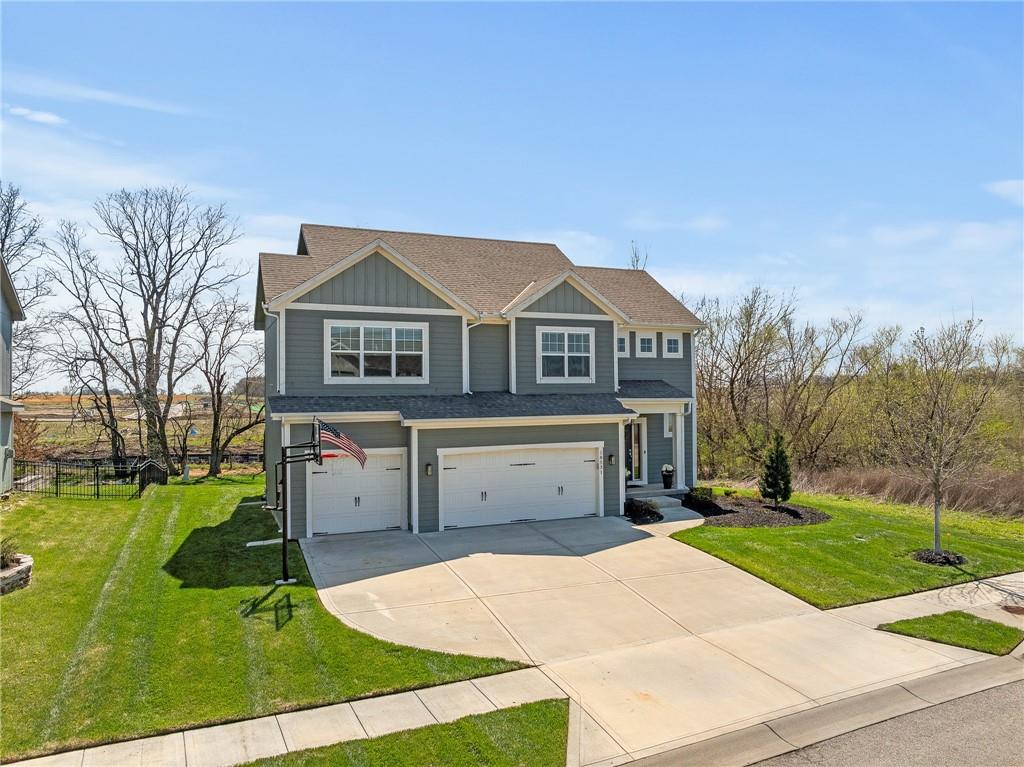18531 West 194th Terrace Spring Hill, KS 66083 - Photo 2 of 55